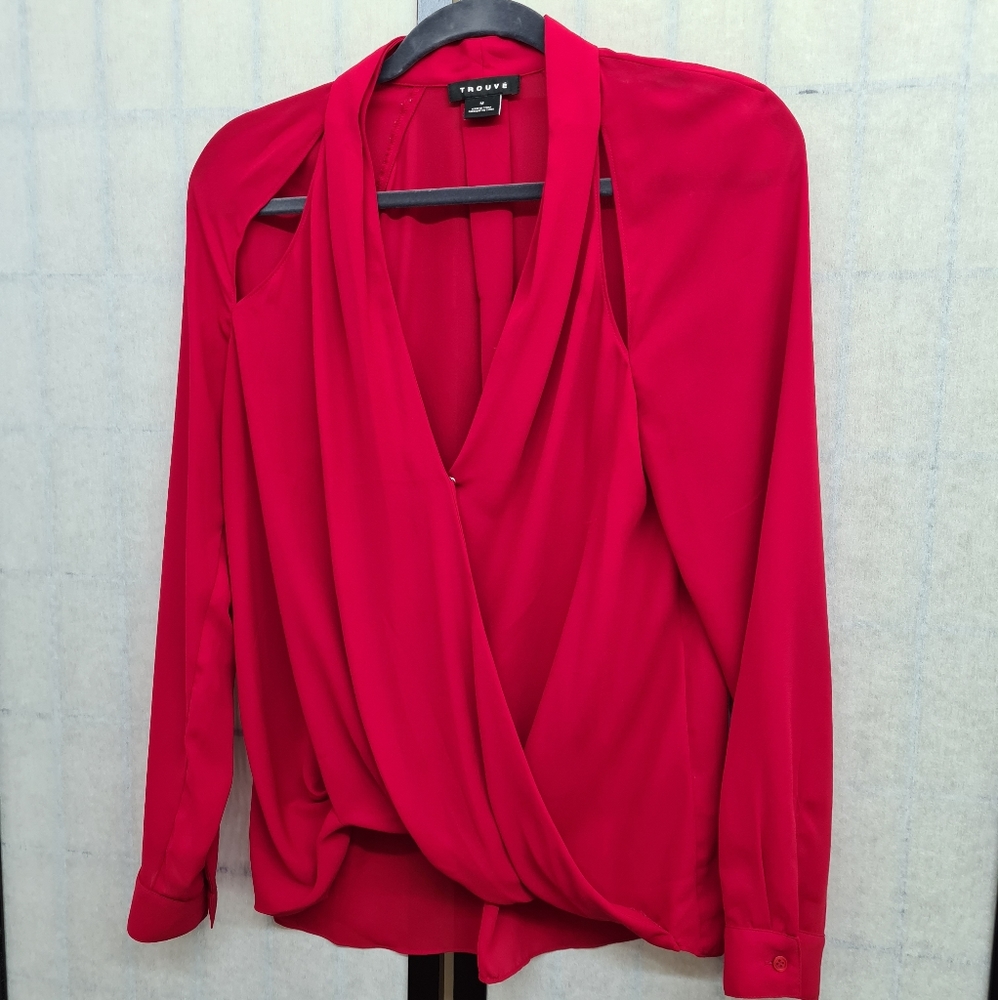 Trouve crossbody blouse